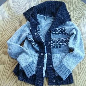 BKE Sweater from The Buckle